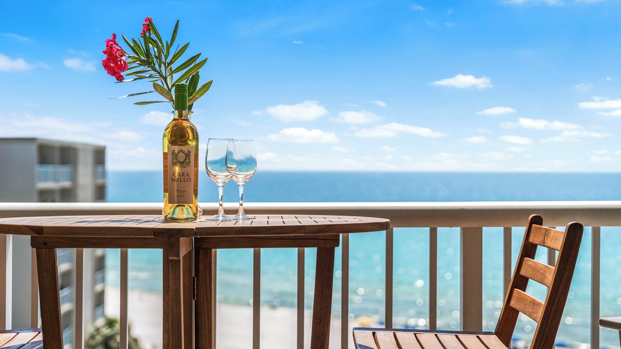 Photo of Patio Balcony in Holiday Isle