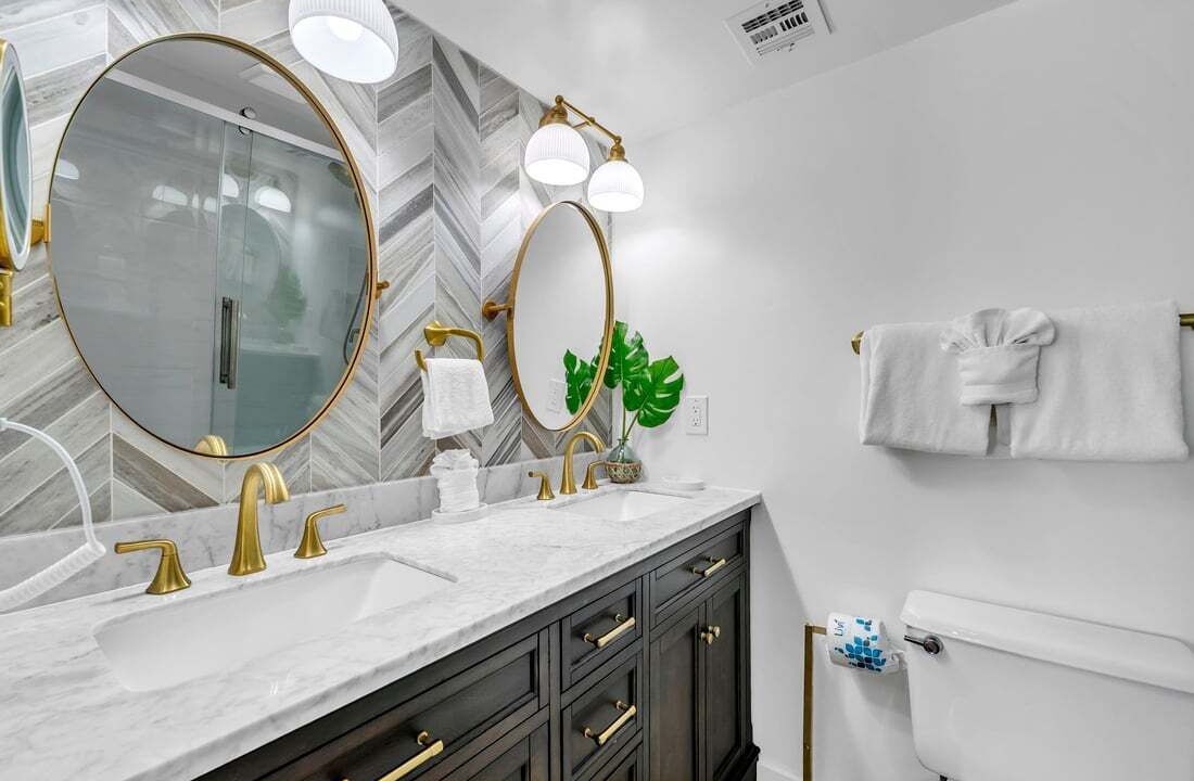Photo of Bathroom in Holiday Isle