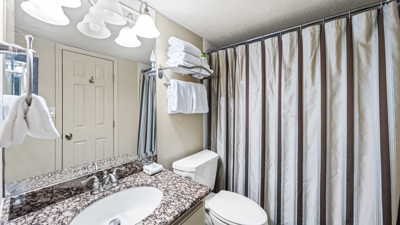 Photo of Bathroom in Holiday Isle