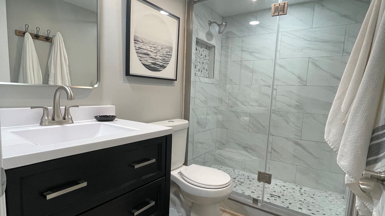 Photo of Bathroom in New Smyrna Beach