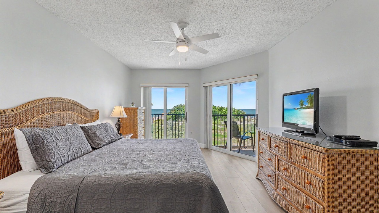 Photo of Patio Balcony in Sunset Beach