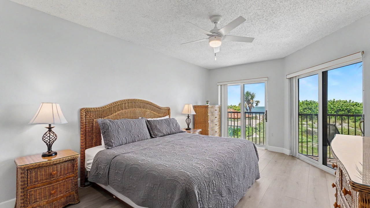 Photo of Patio Balcony in Sunset Beach