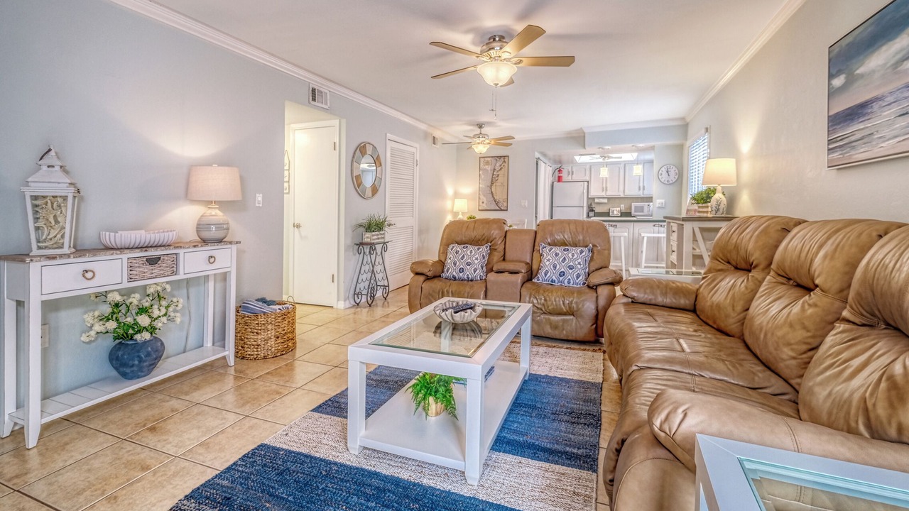 Photo of Livingroom in Independence Square