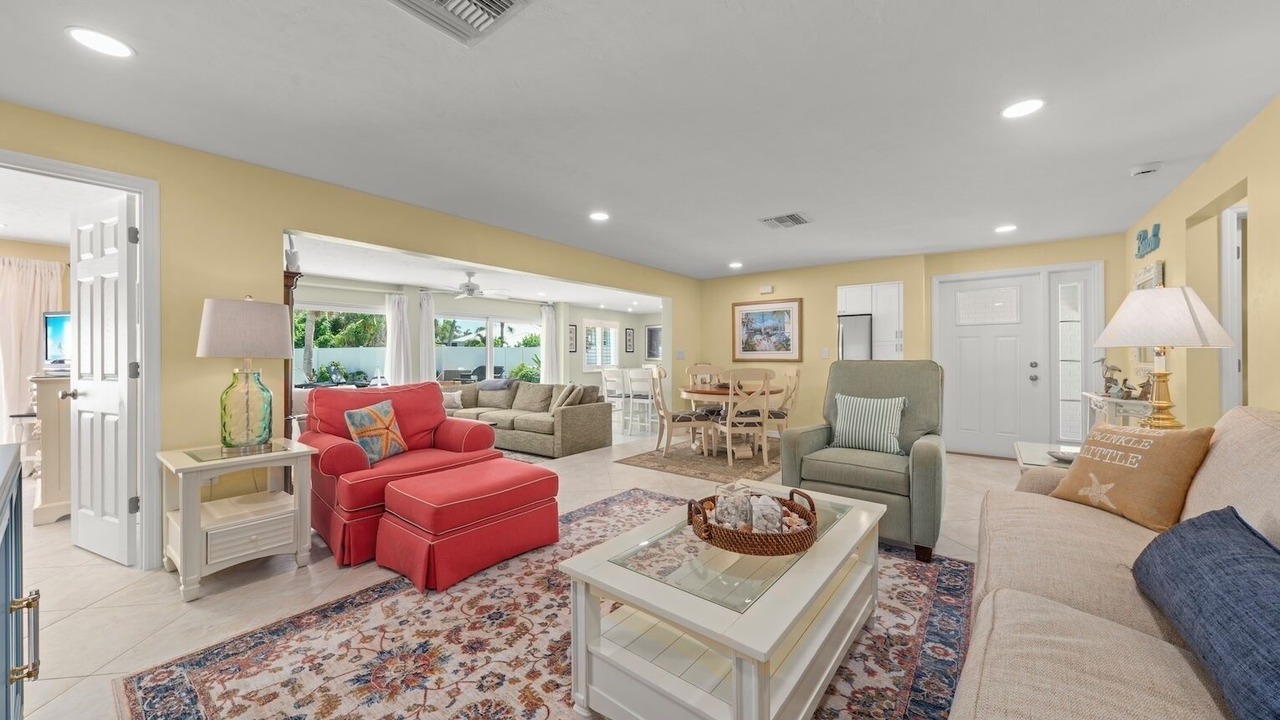 Photo of Livingroom in East Rocks