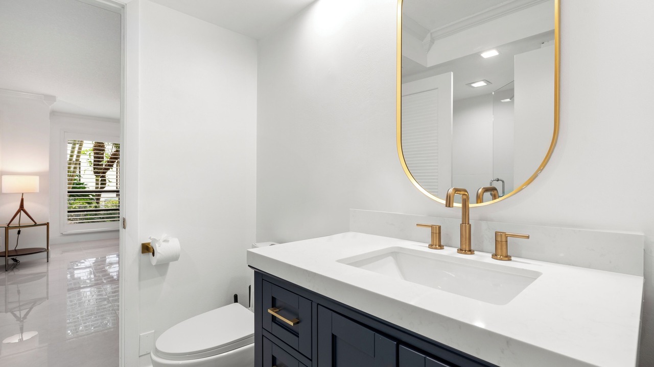 Photo of Bathroom in Hunt Club