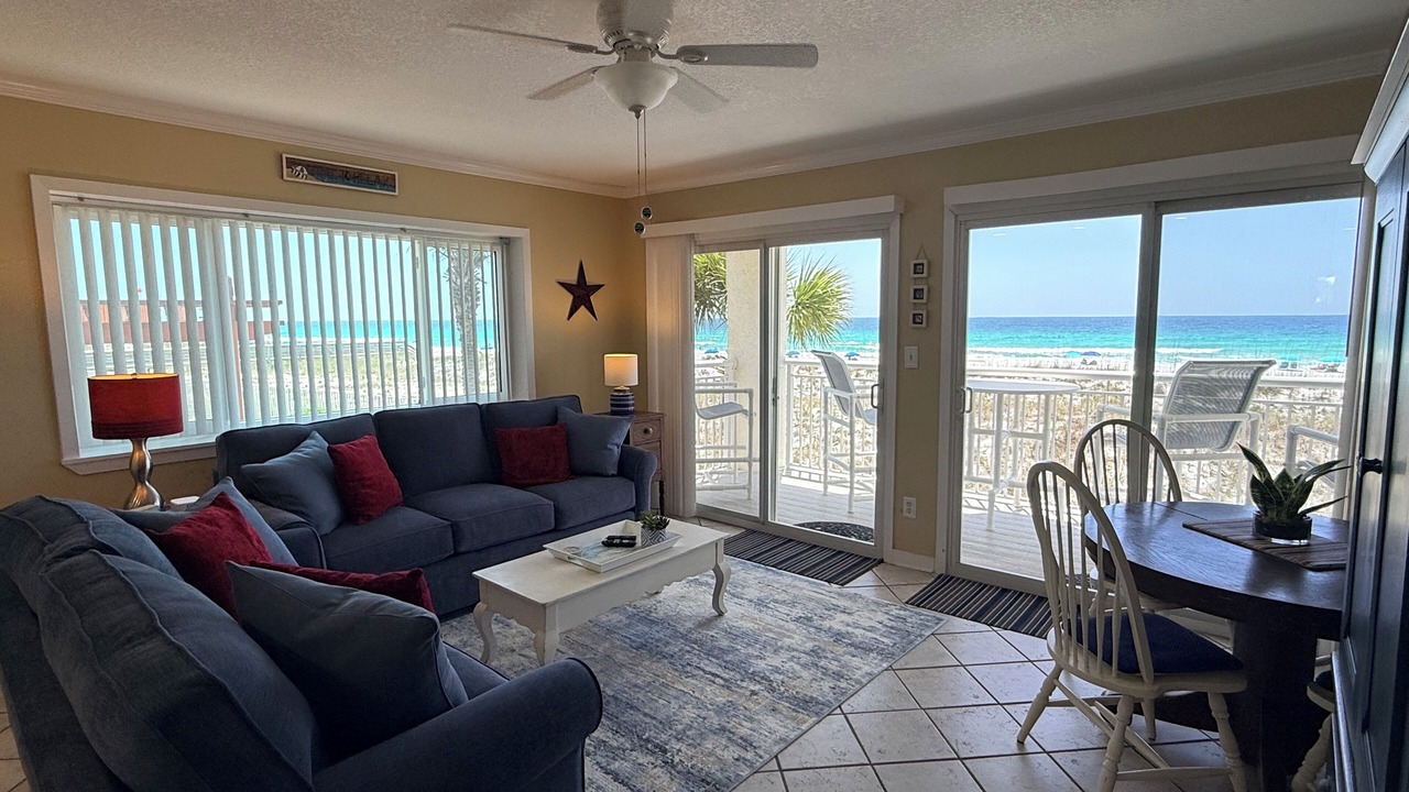 Photo of Livingroom in Fort Walton Beach