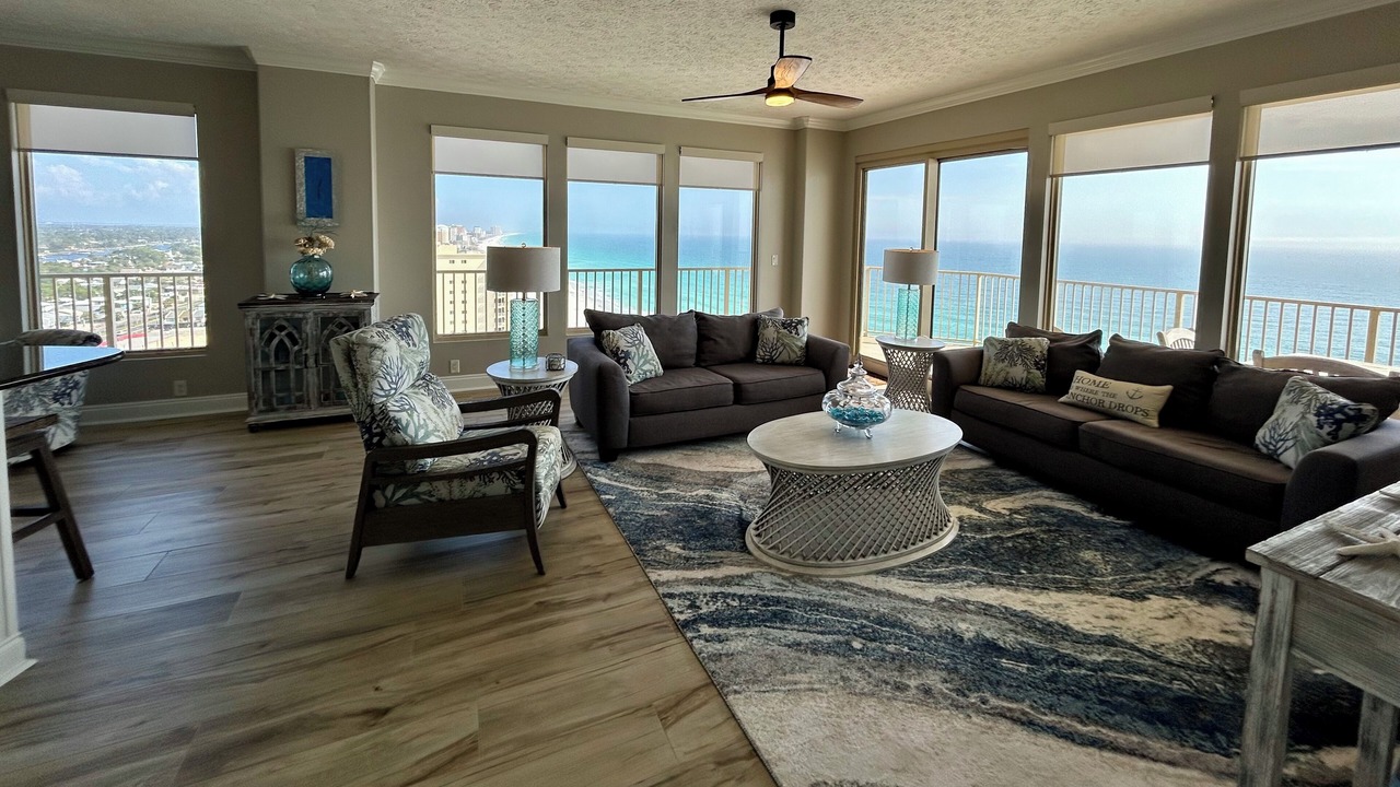 Photo of Livingroom in Thomas Drive