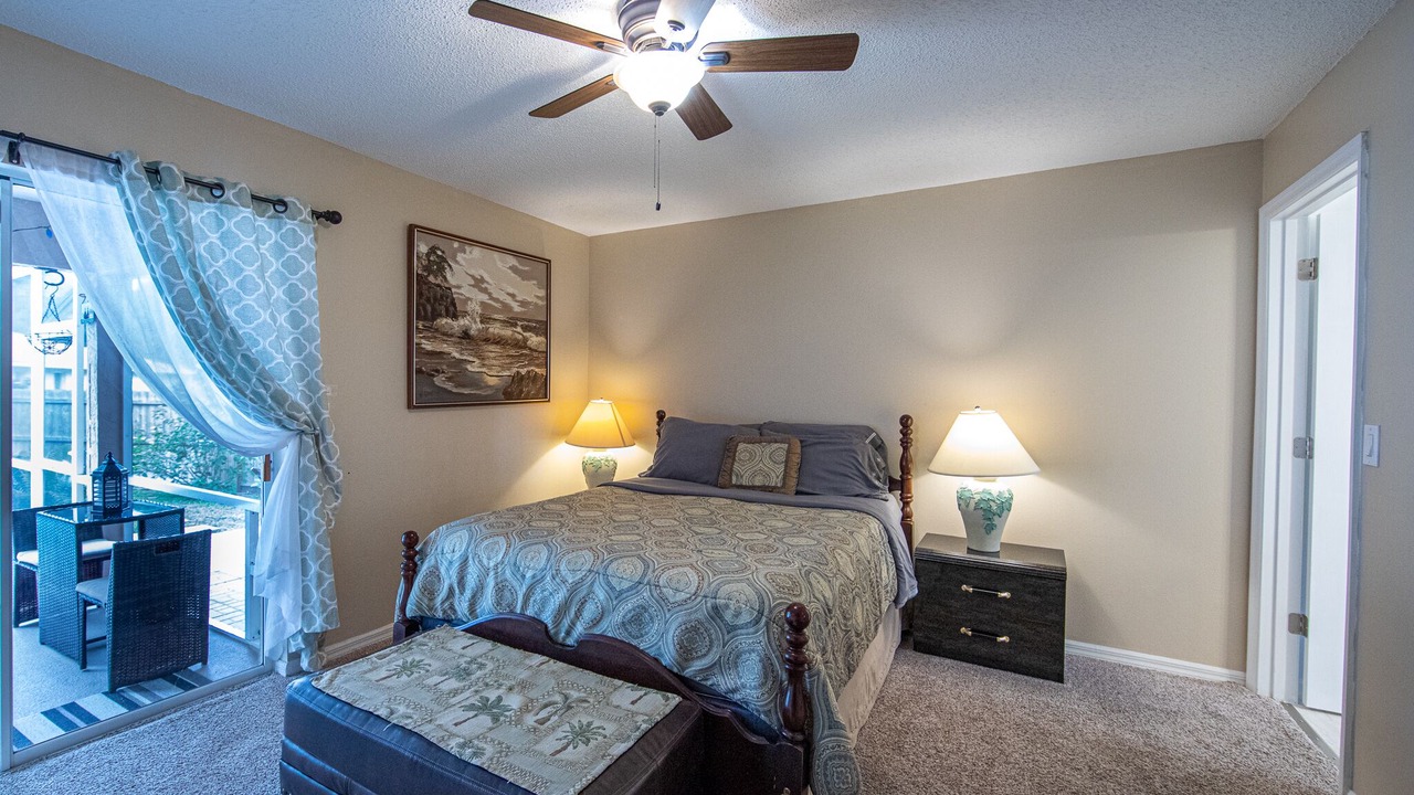 Photo of Bedroom in Lake Sarasota
