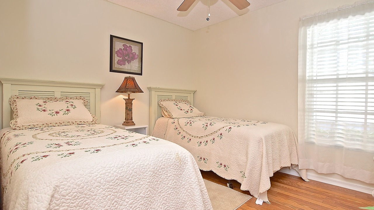 Photo of Bedroom in Lake Sarasota