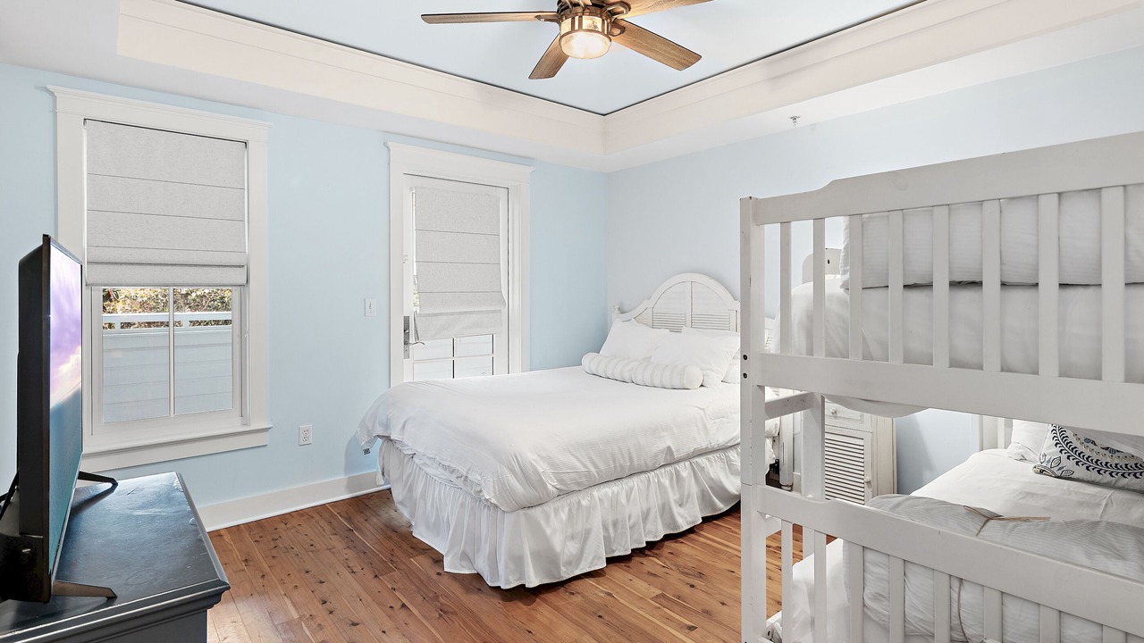 Photo of Bedroom in Gulf District