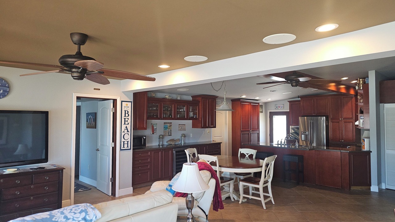 Photo of Livingroom in Bahia Vista