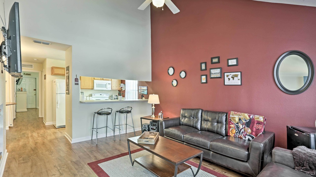 Photo of Livingroom in Tallahassee