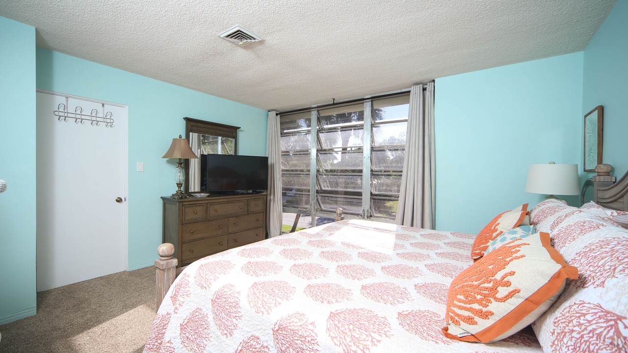 Photo of Bedroom in Saint Armands Key