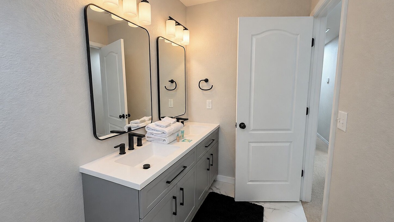 Photo of Bathroom in Silver Creek
