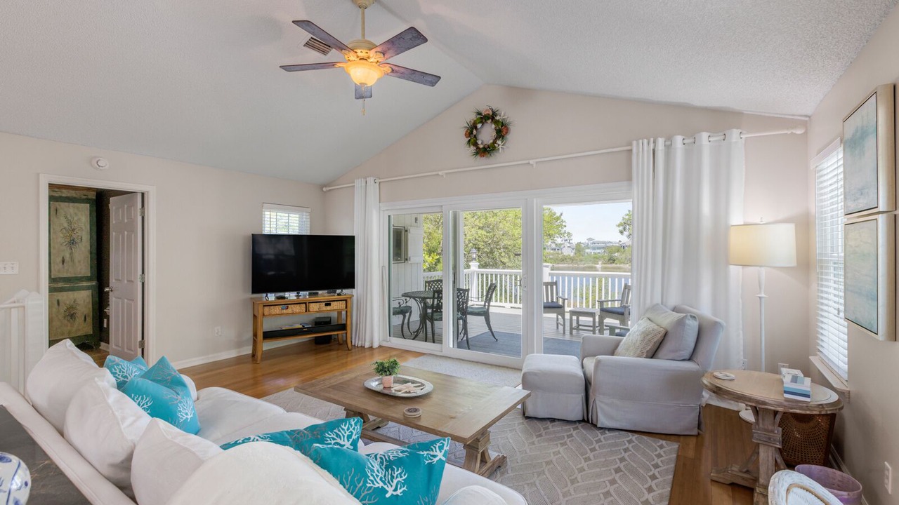 Photo of Livingroom in Seacrest