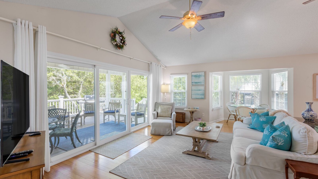 Photo of Livingroom in Seacrest