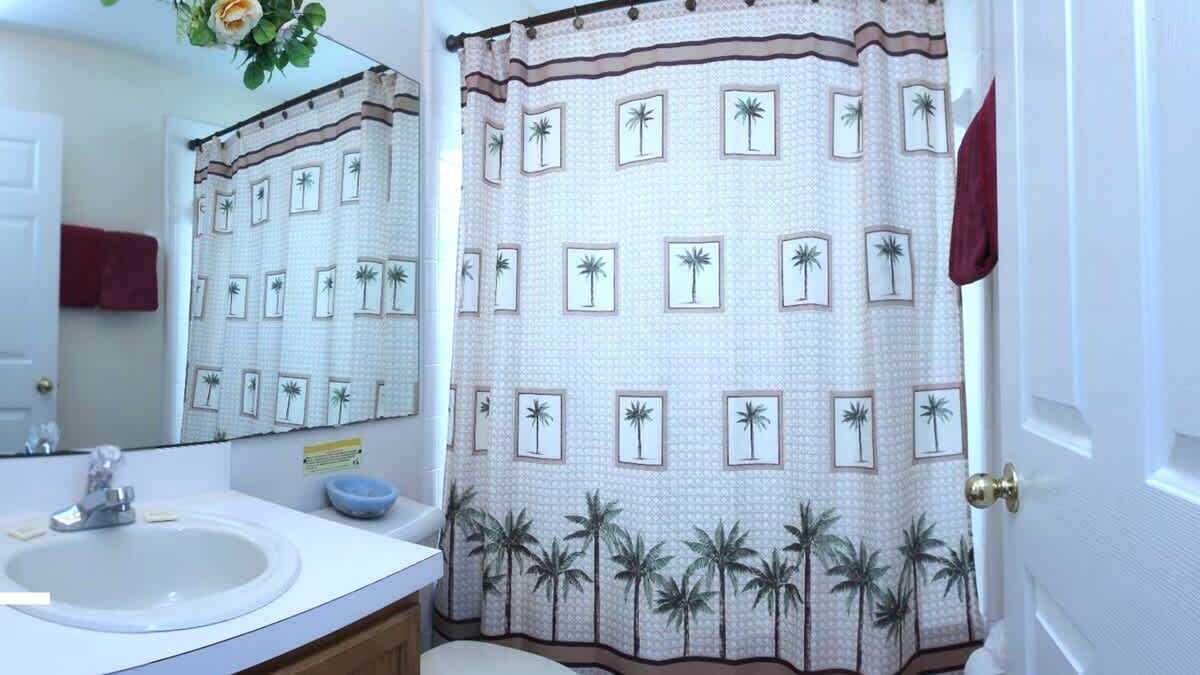 Photo of Bathroom in Eagle Pointe South