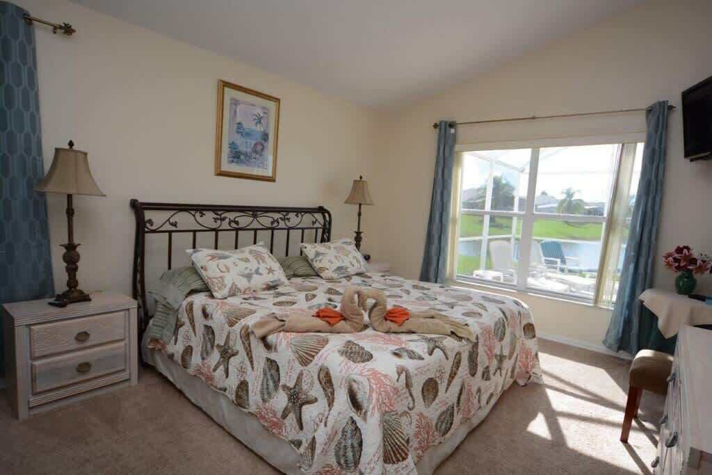 Photo of Bedroom in Eagle Pointe South