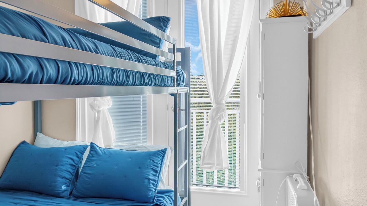 Photo of Bedroom in Bay Esplanade