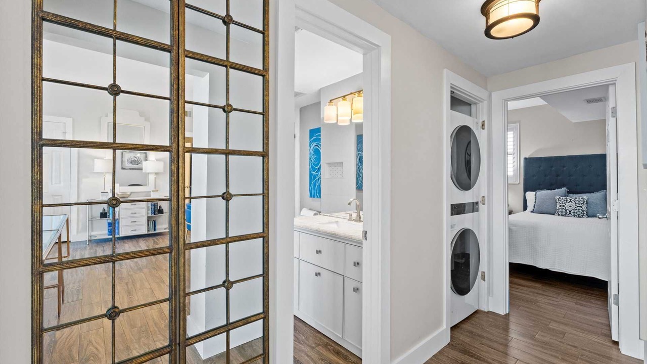 Photo of Bedroom in Miramar Beach