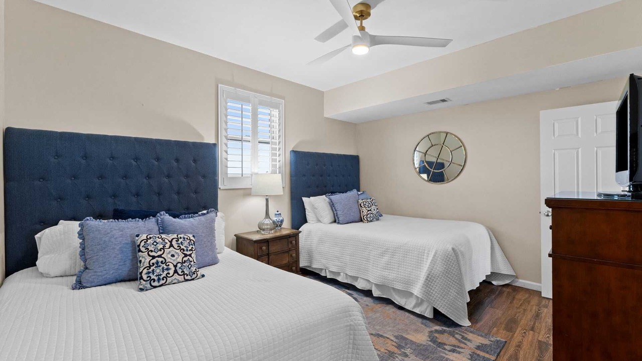 Photo of Bedroom in Miramar Beach
