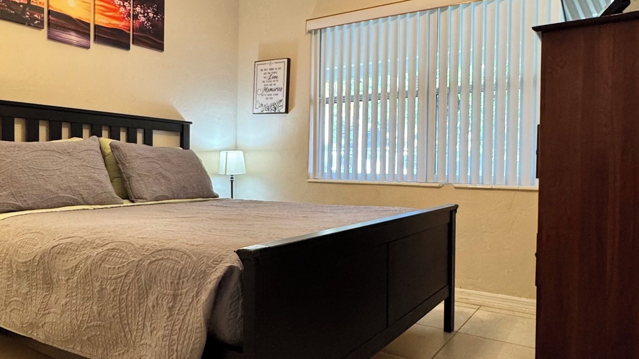 Photo of Bedroom in Pinellas Park