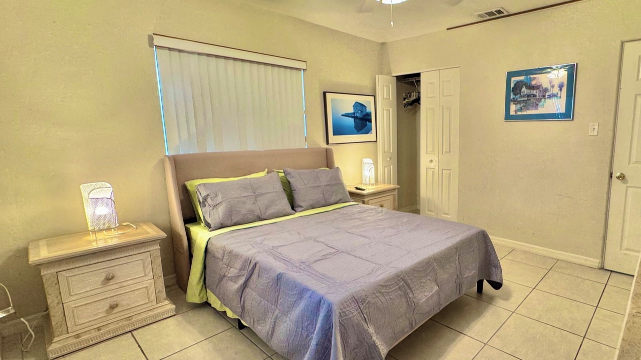 Photo of Bedroom in Pinellas Park