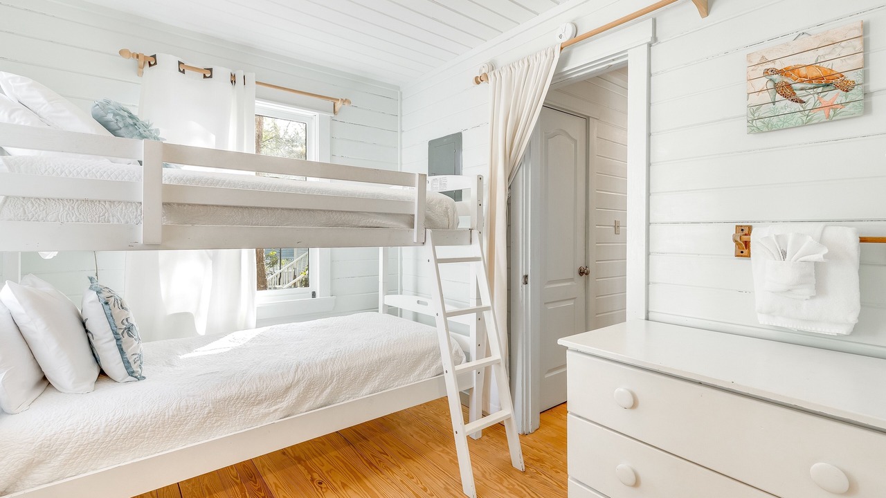 Photo of Bedroom in Seaside