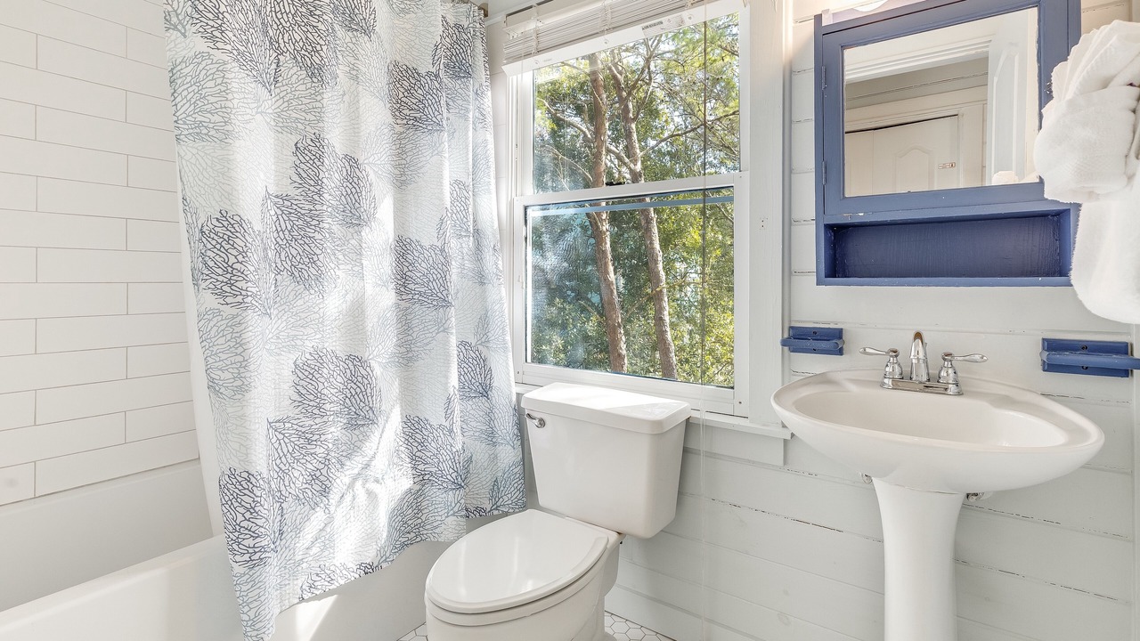 Photo of Bathroom in Seaside