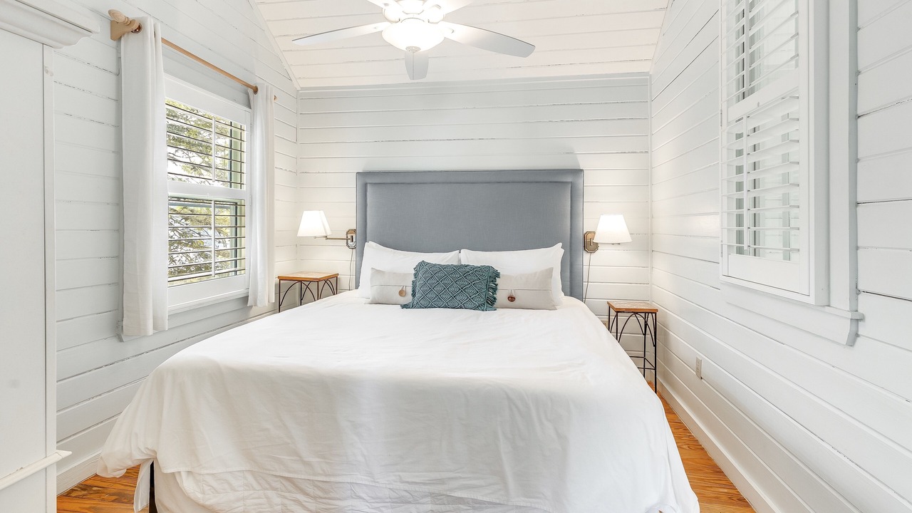Photo of Bedroom in Seaside