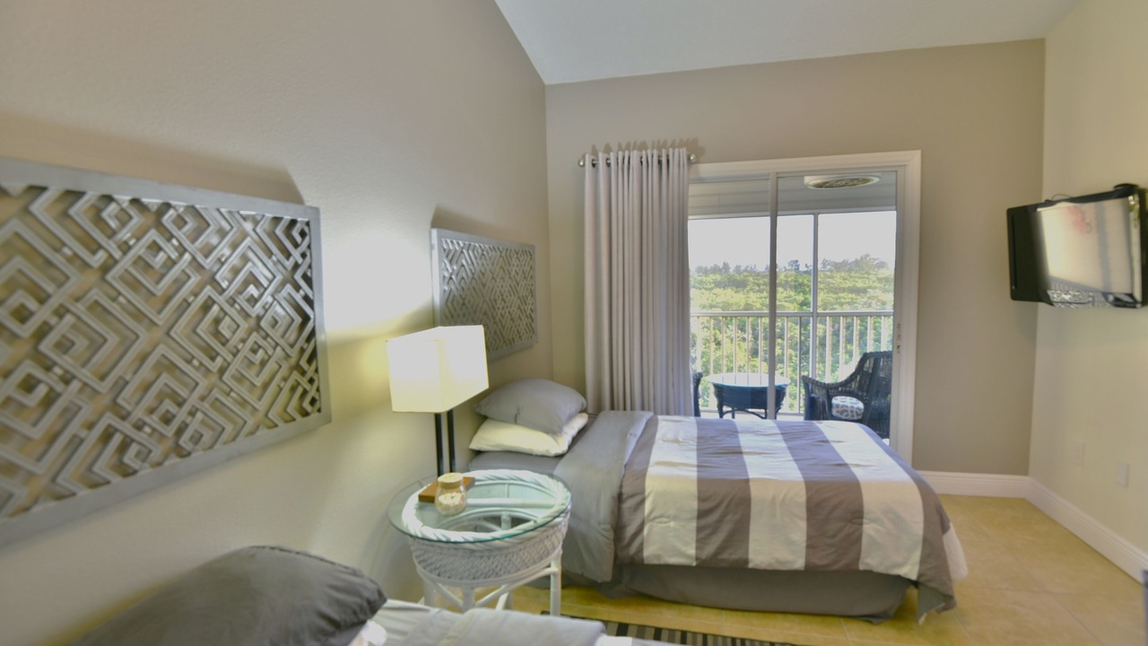 Photo of Bedroom in Holmes Beach