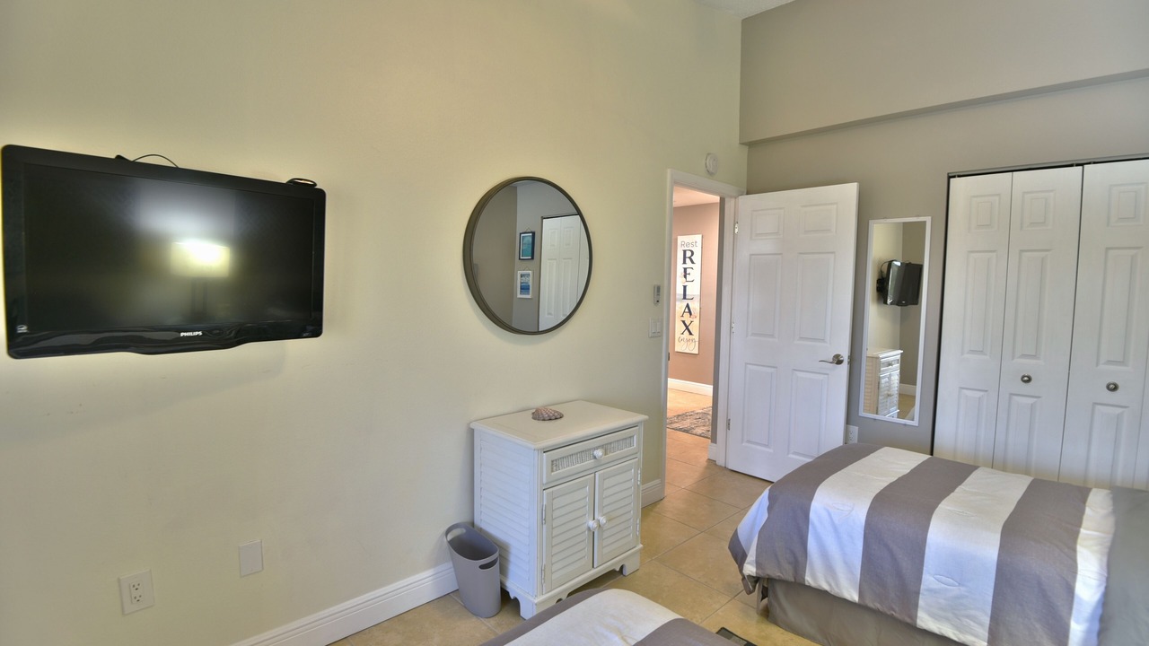 Photo of Bedroom in Holmes Beach