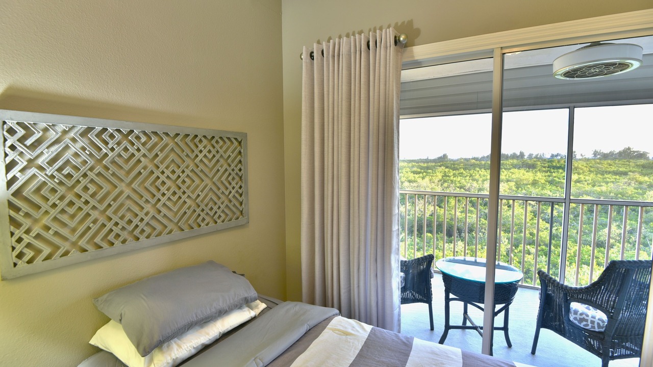 Photo of Bedroom in Holmes Beach