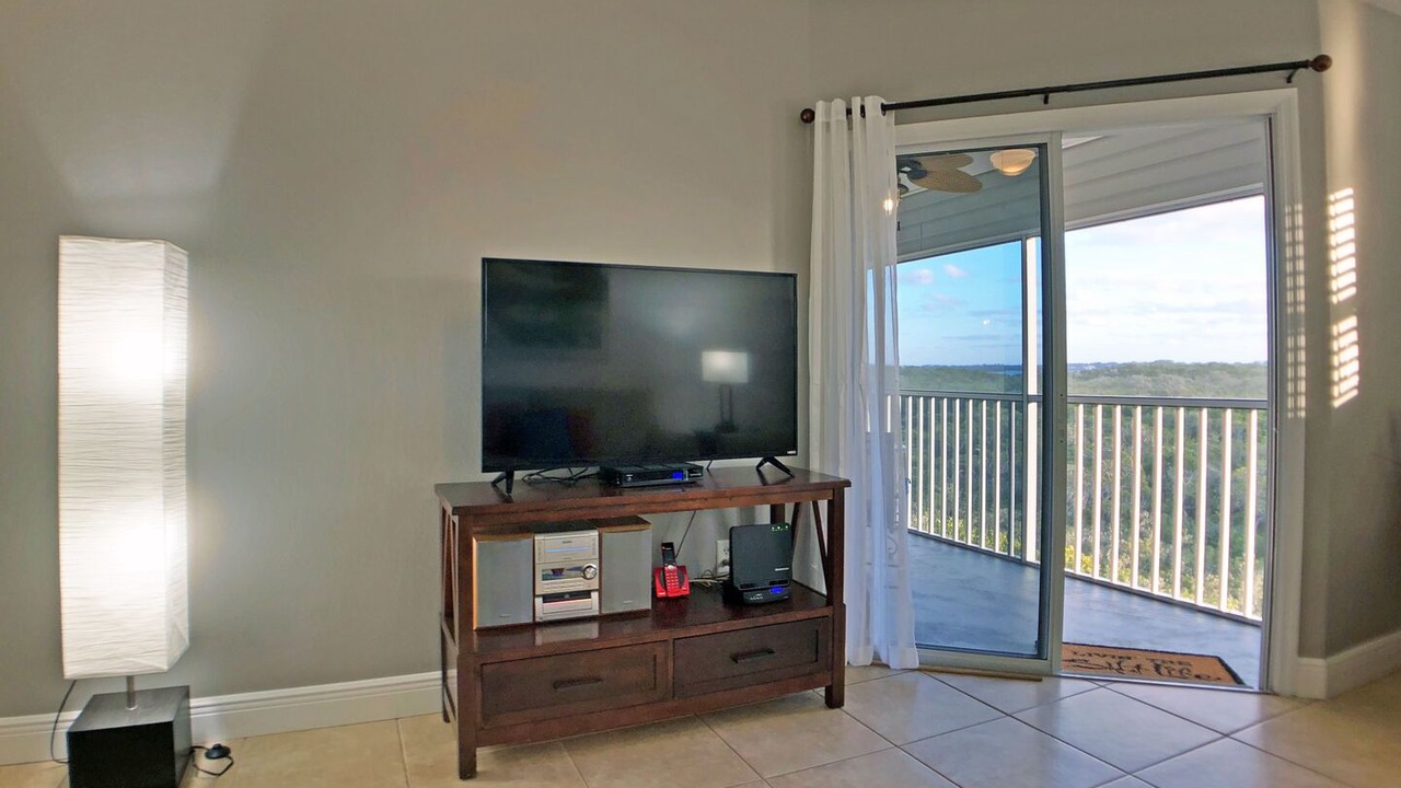 Photo of Livingroom in Holmes Beach