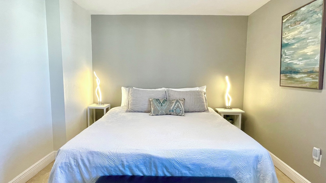 Photo of Bedroom in Holmes Beach