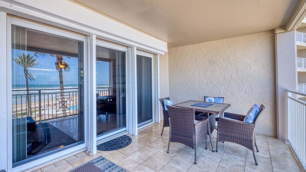 Photo of Patio Balcony in New Smyrna Beach