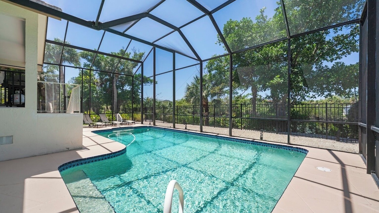 Photo of Outdoor in Beachview Country Club Estates