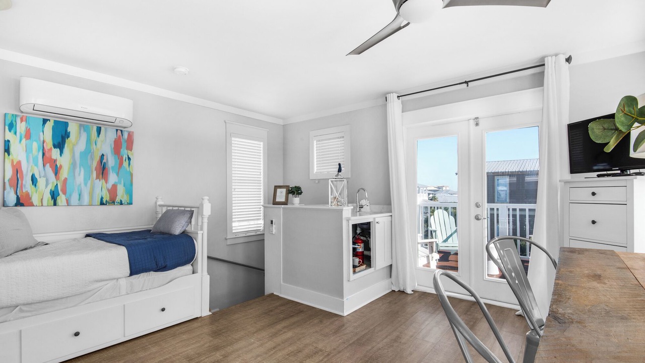 Photo of Bedroom in Rosemary Beach