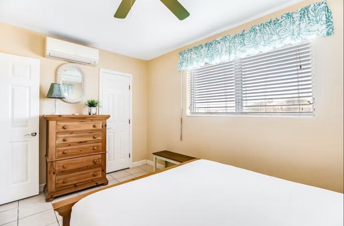 Photo of Bedroom in Summerland Key
