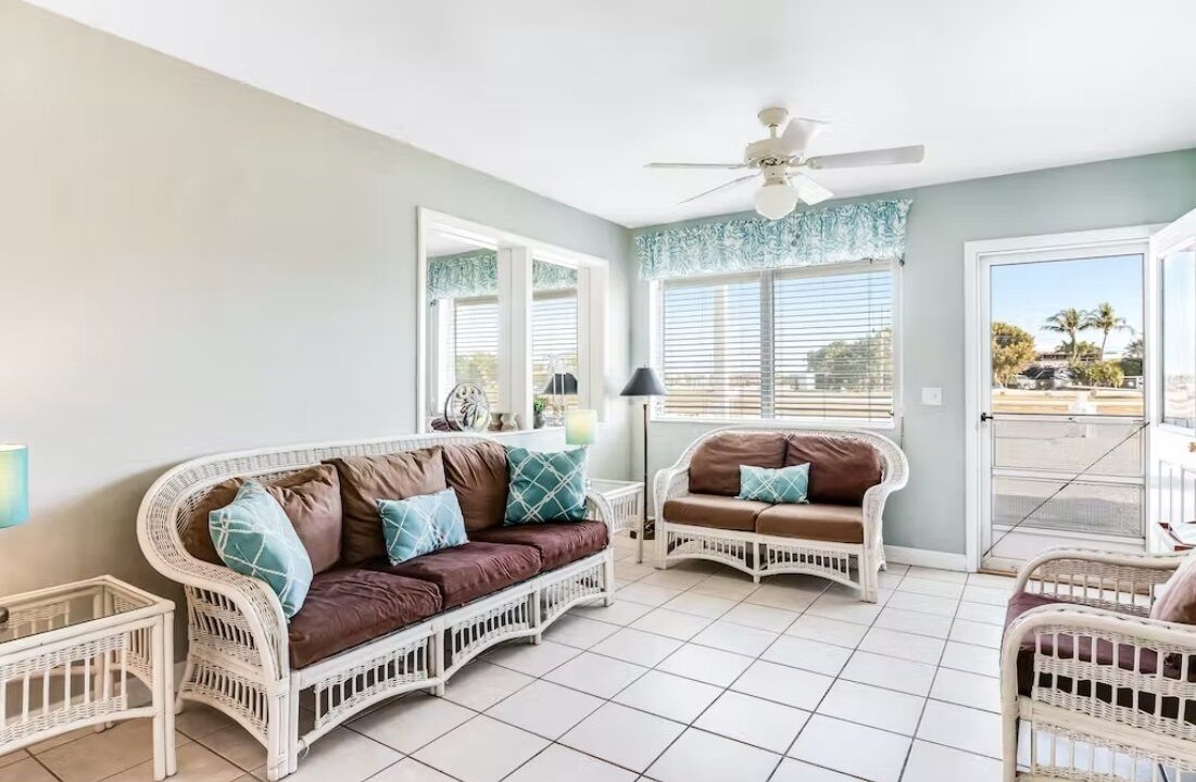 Photo of Livingroom in Summerland Key