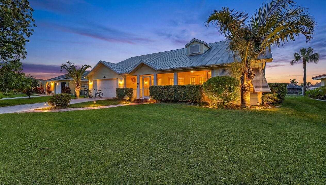 Photo of Outdoor in Pelican