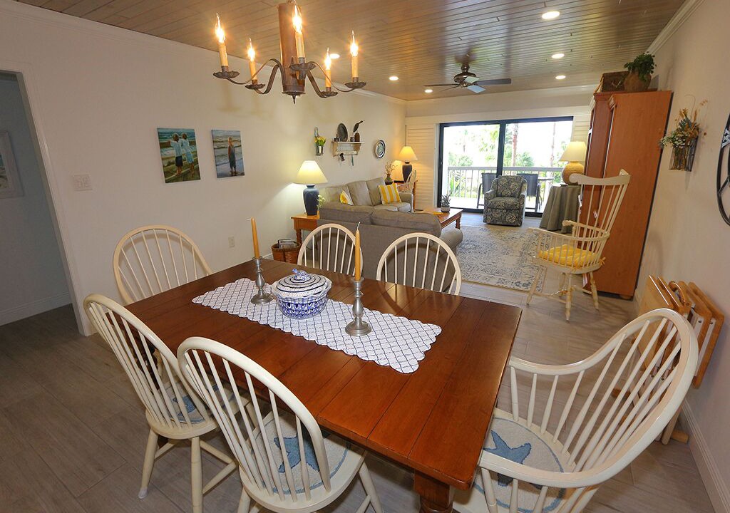 Photo of Livingroom in Whitney Beach