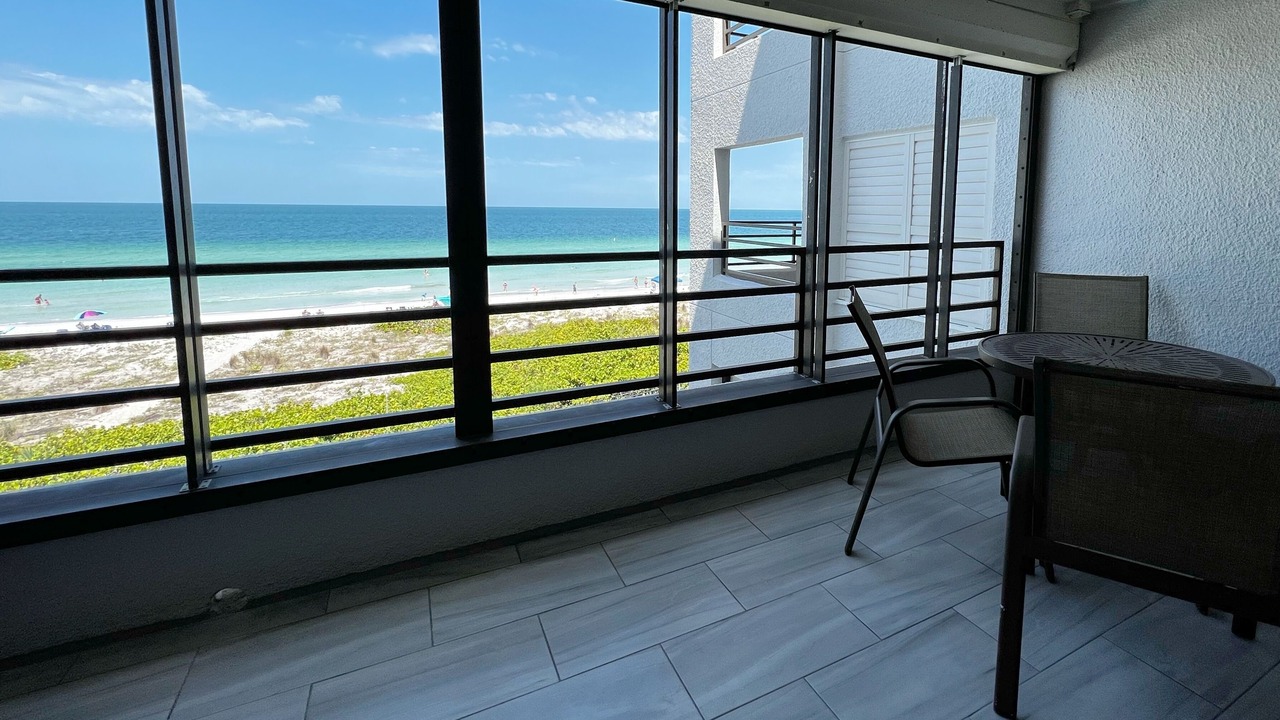 Photo of Patio Balcony in Independence Square