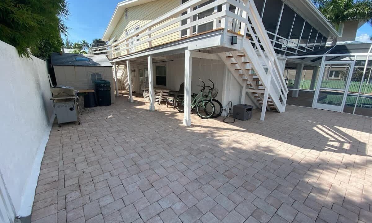 Photo of Patio Balcony in Mid Island
