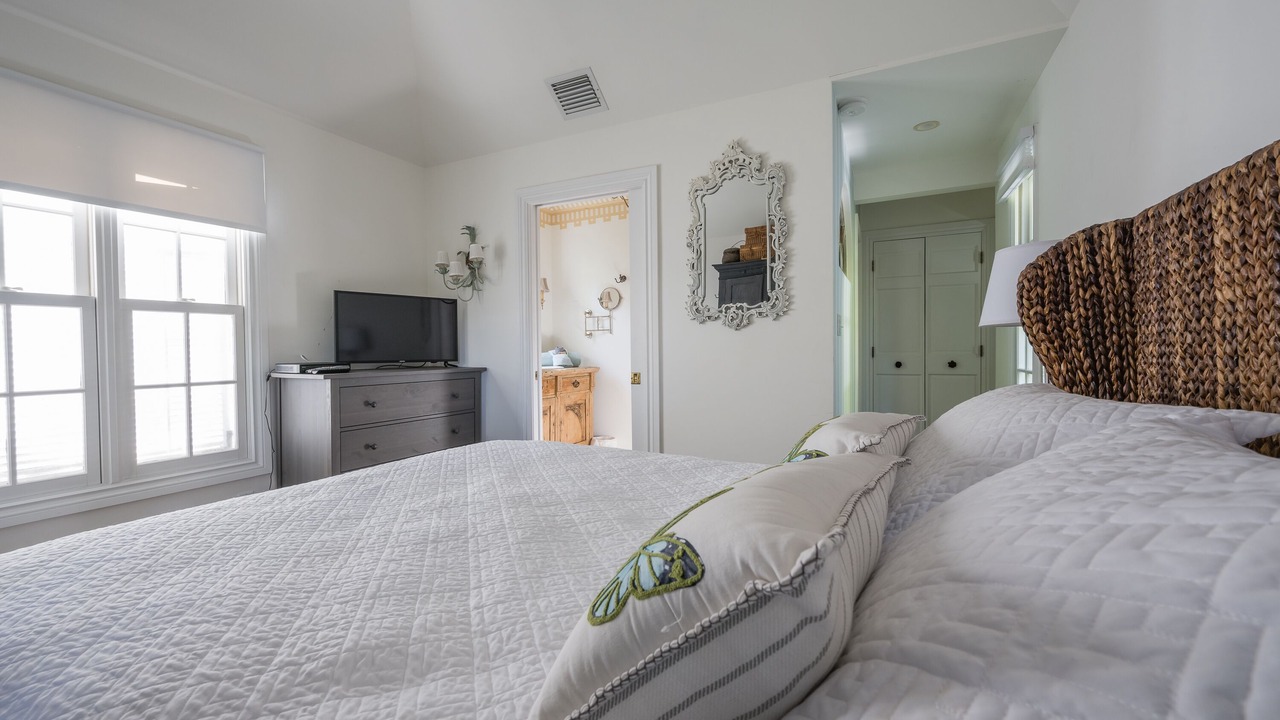 Photo of Bedroom in Bahama Village