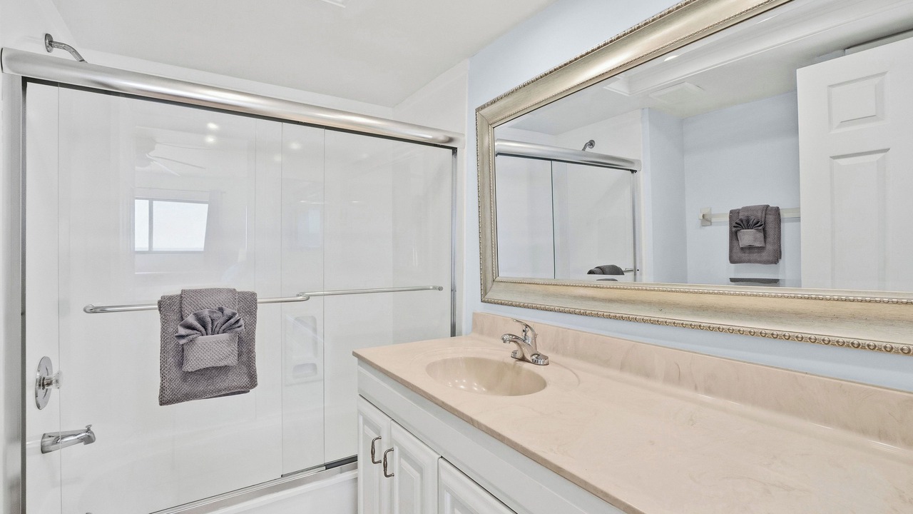 Photo of Bathroom in South Island