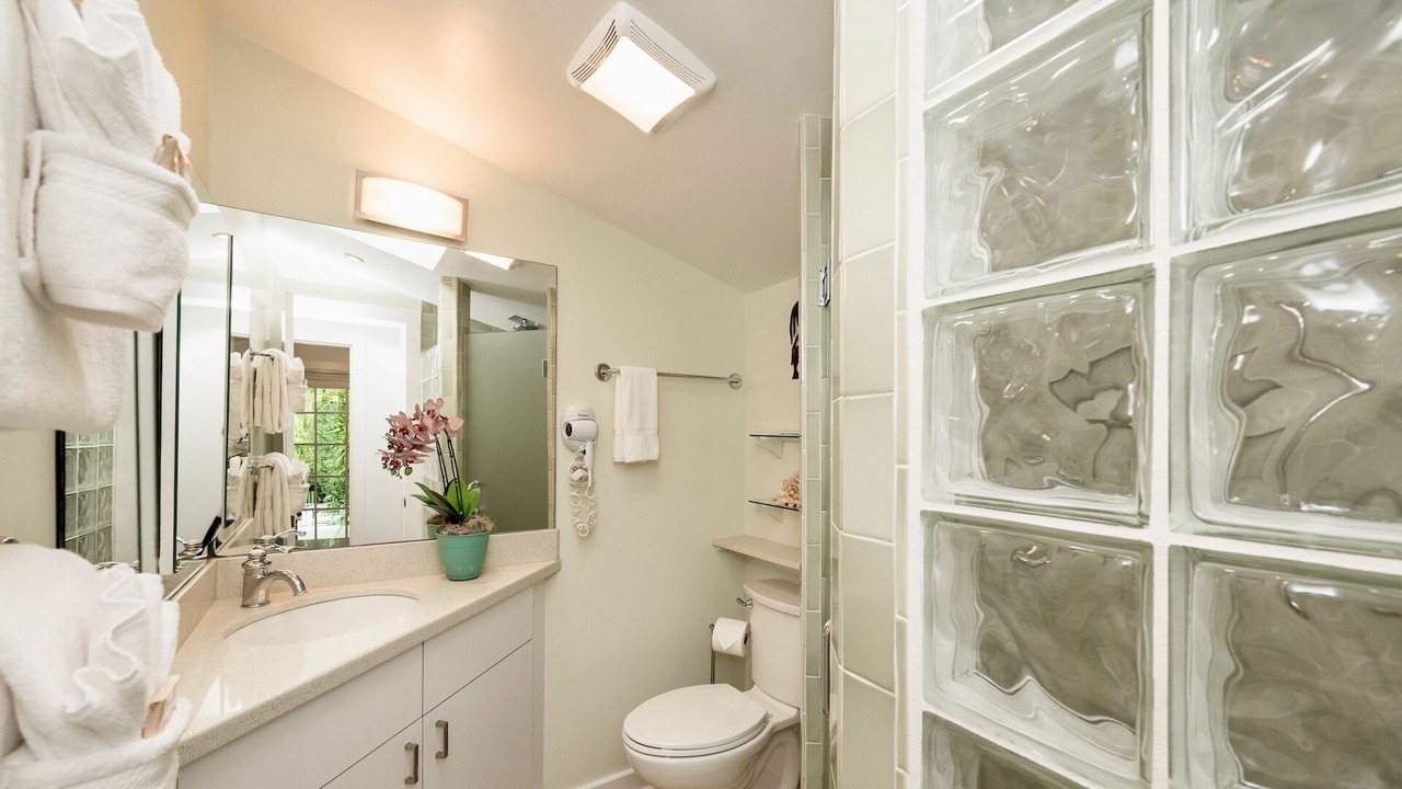 Photo of Bathroom in Key West Historic District
