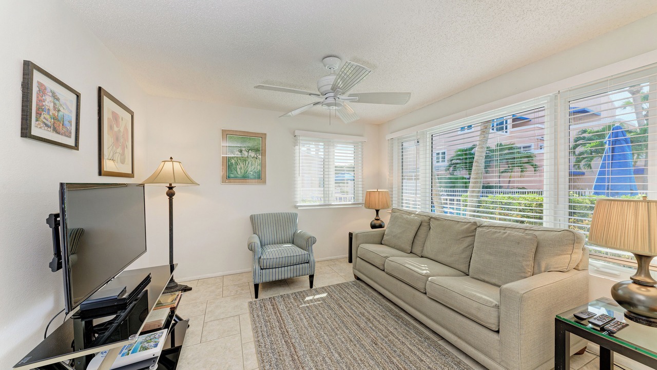 Photo of Livingroom in Longboat Key