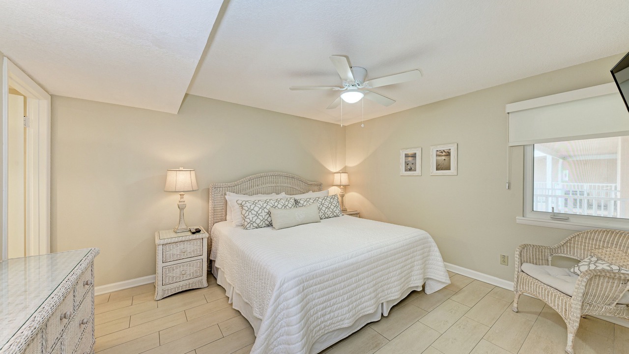 Photo of Bedroom in Longboat Key