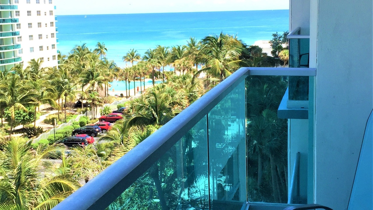 Photo of Patio Balcony in Hollywood South Central Beach